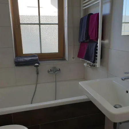 Ferienwohnung Heuser Kranichfeld